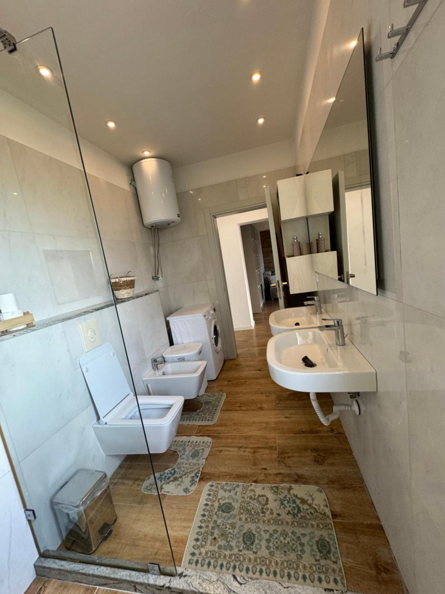 Kreilux Valona Apartment Vlore Ngoại thất bức ảnh