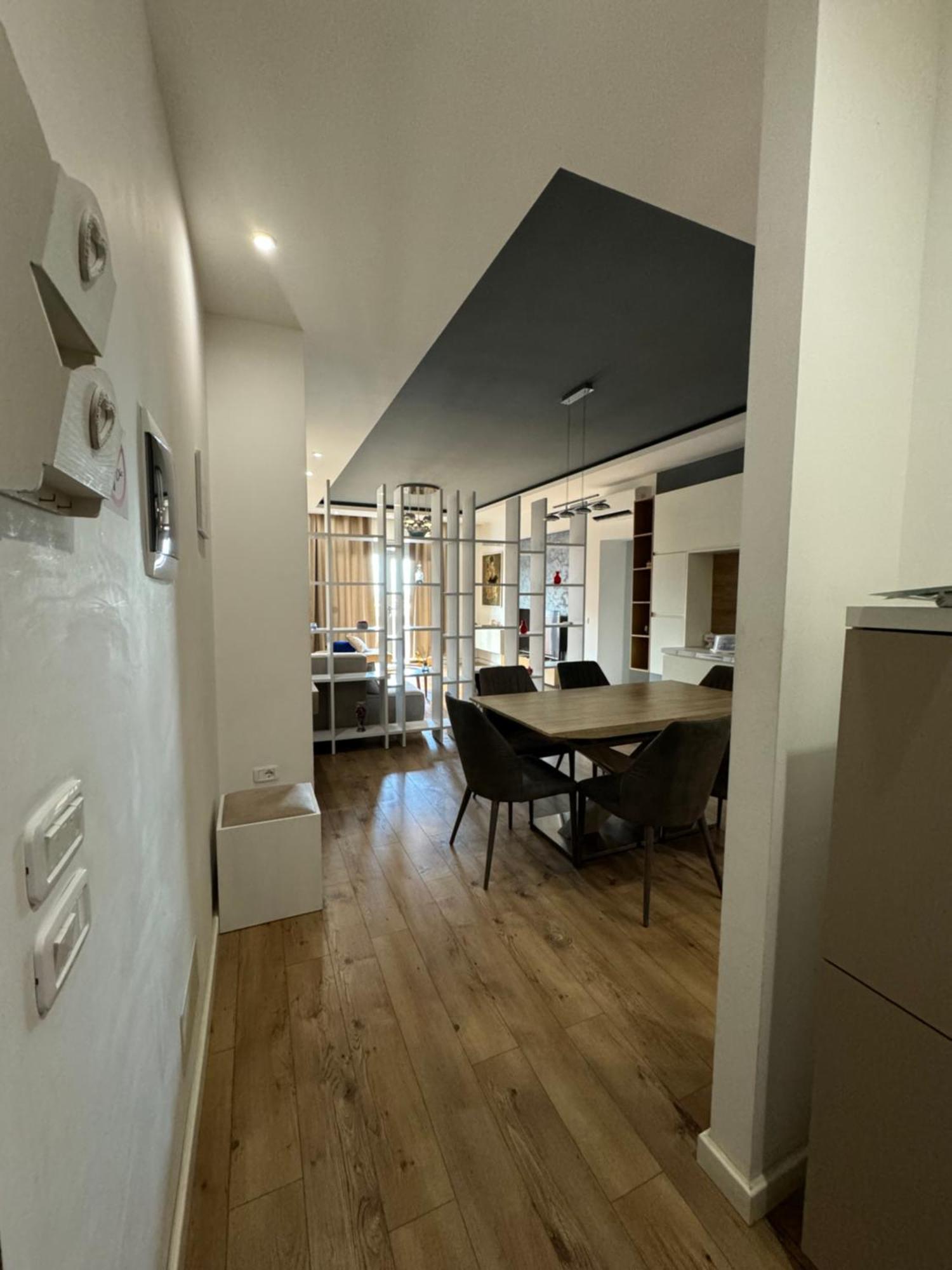 Kreilux Valona Apartment Vlore Ngoại thất bức ảnh